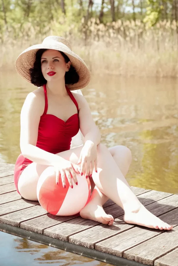 Klassiek Jaren Vijftig Eendelig Badpak In Rood-Esther Williams Shop