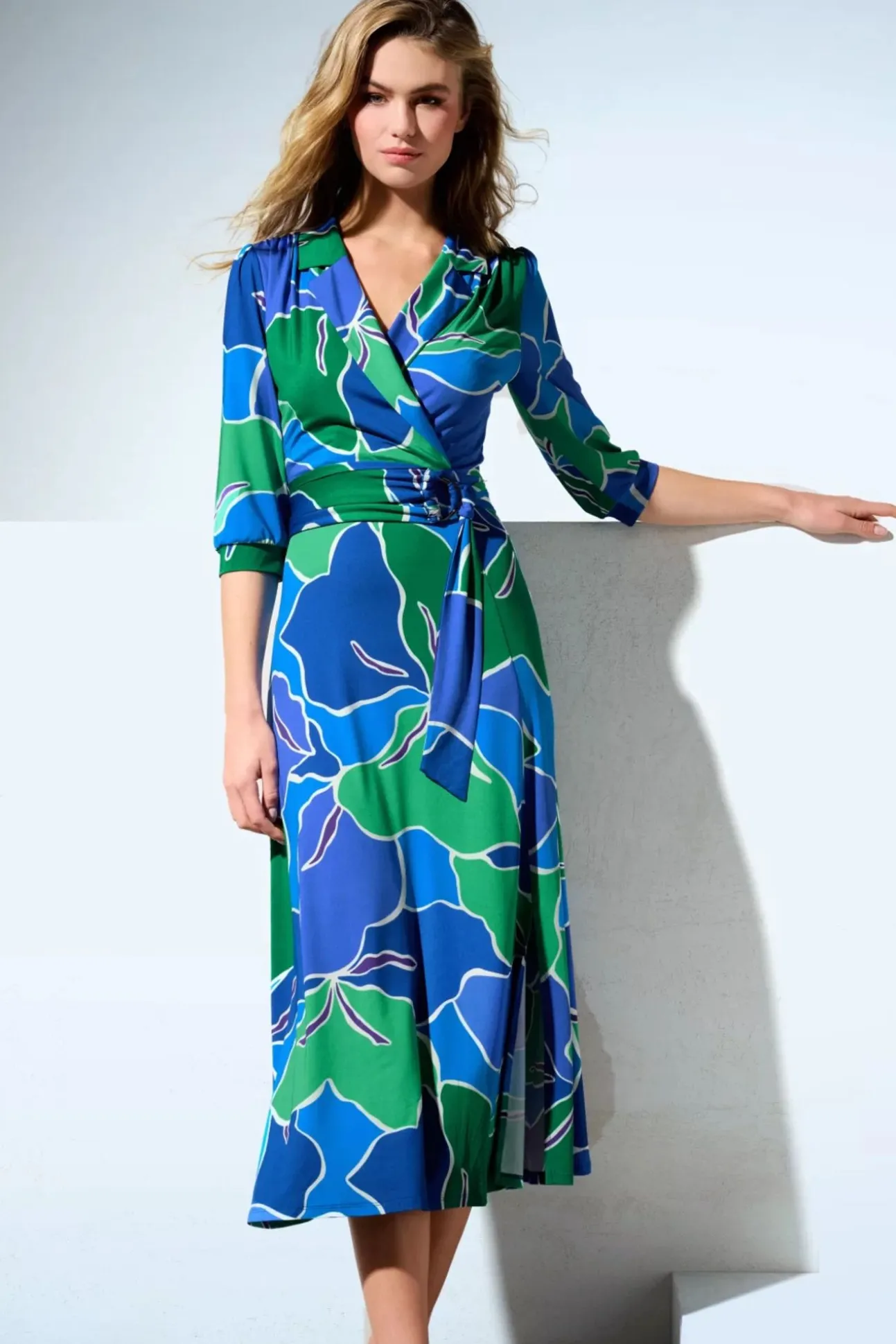 vera_crossover_maxi_jurk__0.webp Vera Crossover Maxi Jurk In Blauw En Groen-K-Design Hot